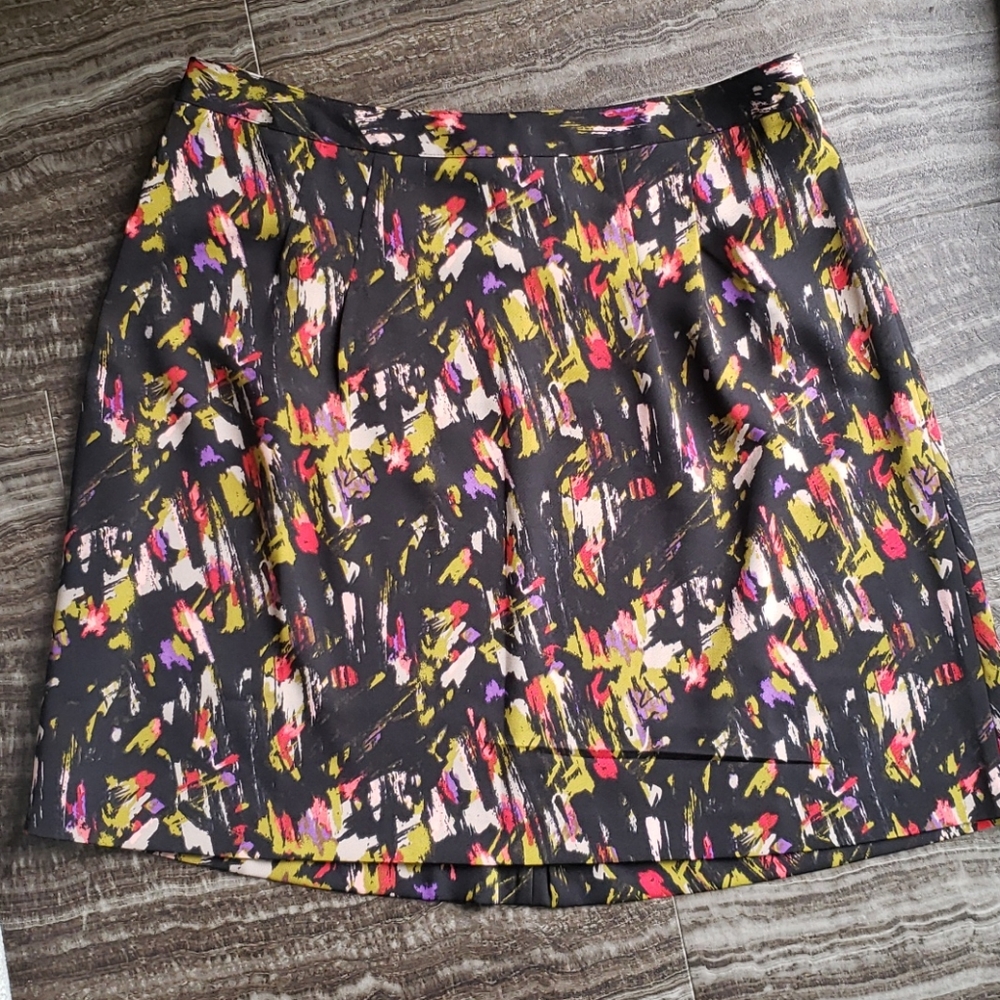 Brushstroke pattern skirt